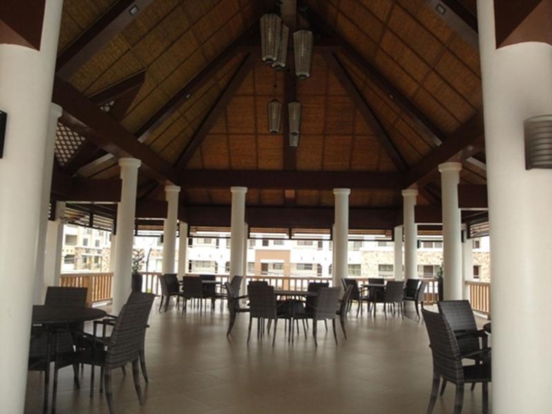 The Oasis Davao Condotel ภายนอก รูปภาพ