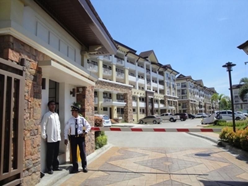 The Oasis Davao Condotel ภายนอก รูปภาพ