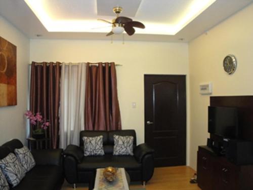 The Oasis Davao Condotel ภายนอก รูปภาพ