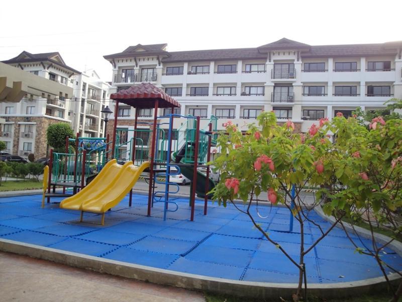 The Oasis Davao Condotel ภายนอก รูปภาพ